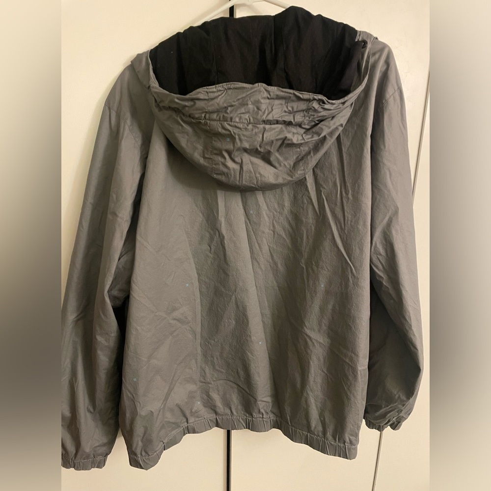 Gray DC Windbreaker - Picture 2 of 7